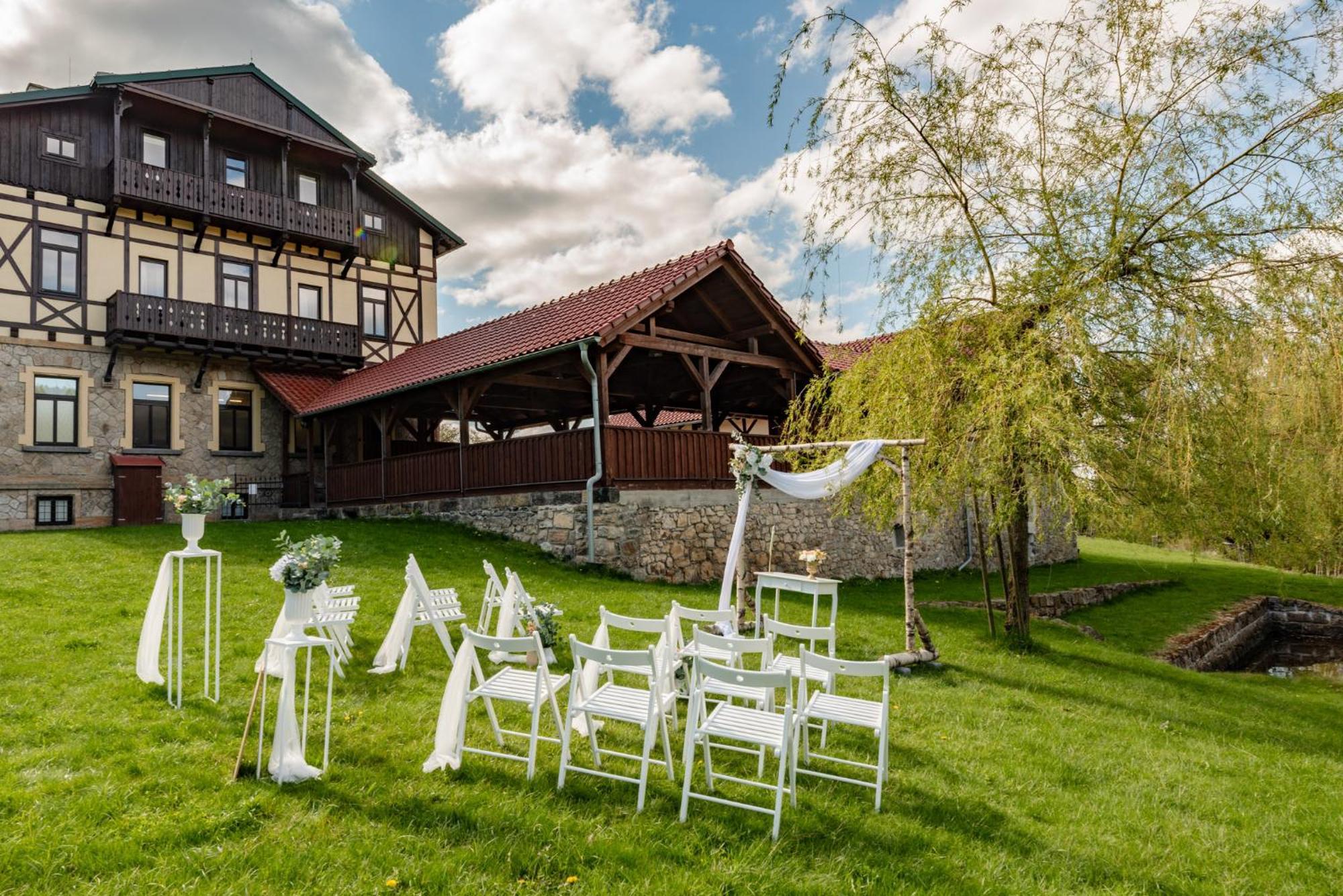 Hotel Svycarsky Dum Sneznik Extérieur photo
